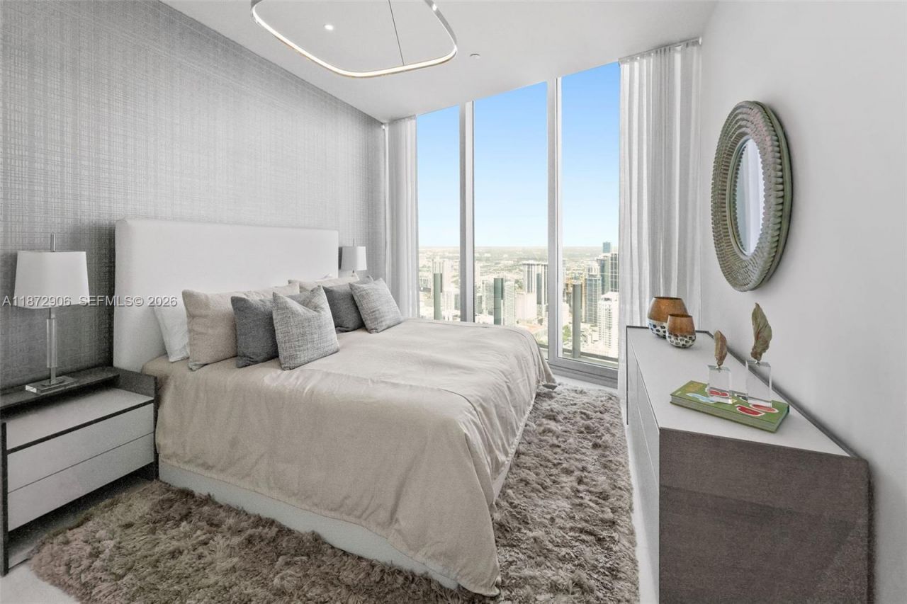 300 Biscayne Blvd Way, Unit PH6001, Miami, FL 33131 Photo