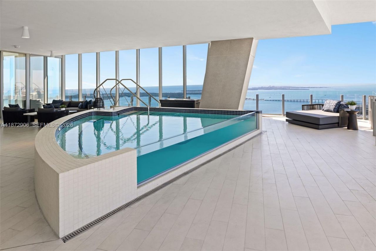 300 Biscayne Blvd Way, Unit PH6001, Miami, FL 33131 Photo