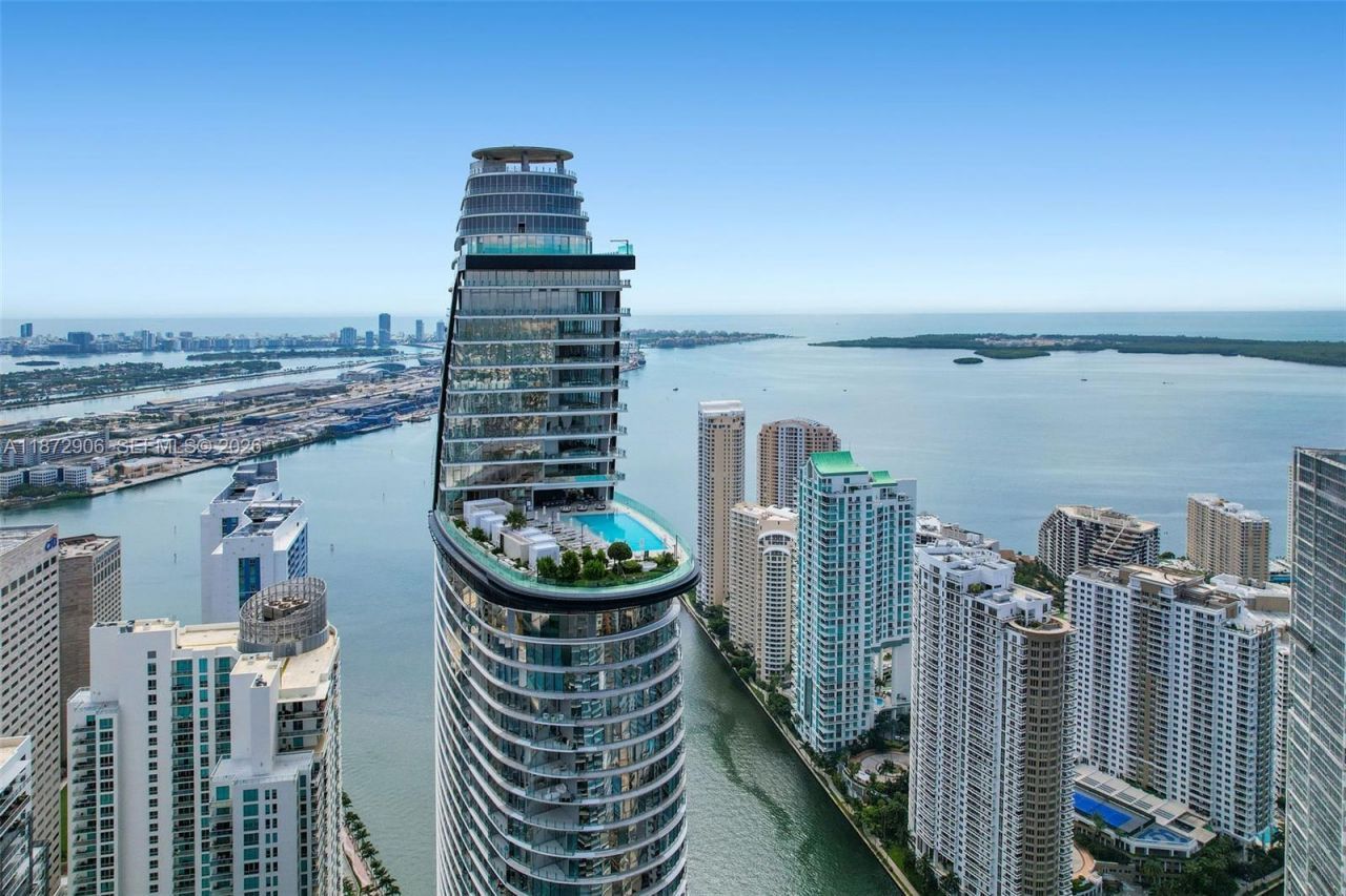 300 Biscayne Blvd Way, Unit PH6001, Miami, FL 33131 Photo