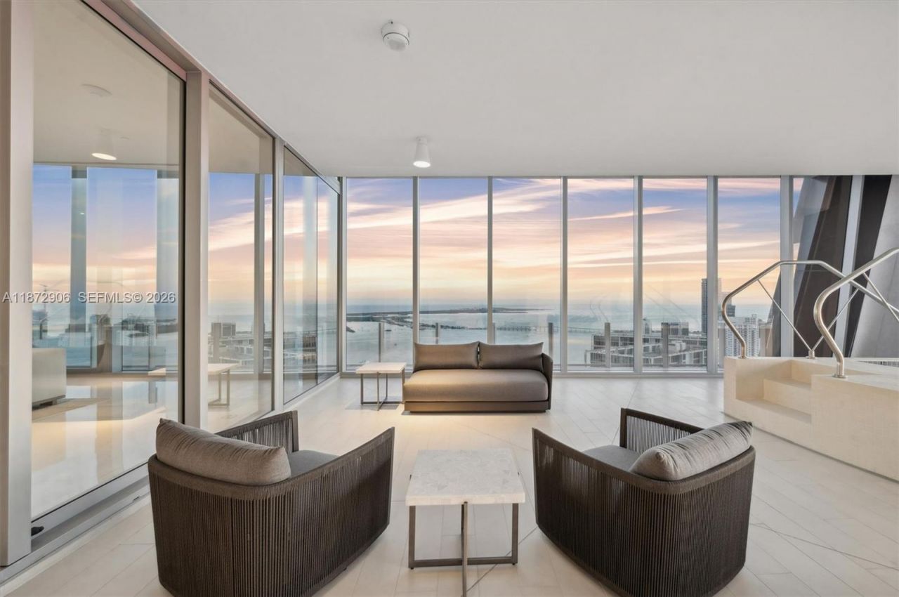 300 Biscayne Blvd Way, Unit PH6001, Miami, FL 33131 Photo