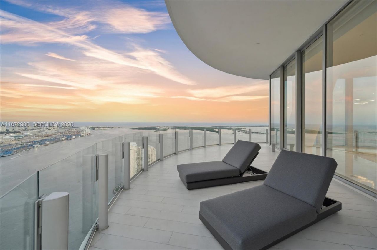 300 Biscayne Blvd Way, Unit PH6001, Miami, FL 33131 Photo