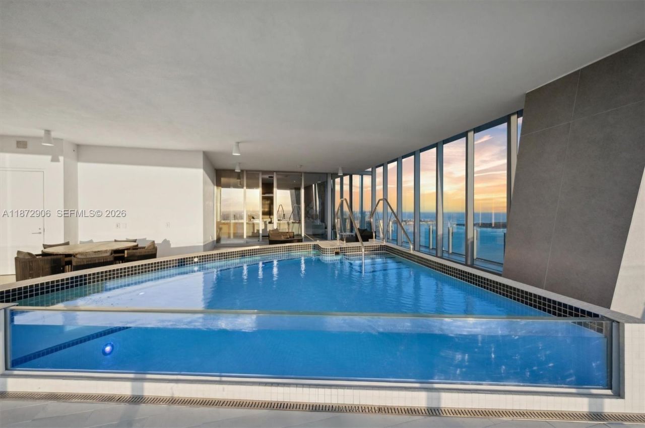 300 Biscayne Blvd Way, Unit PH6001, Miami, FL 33131 Photo