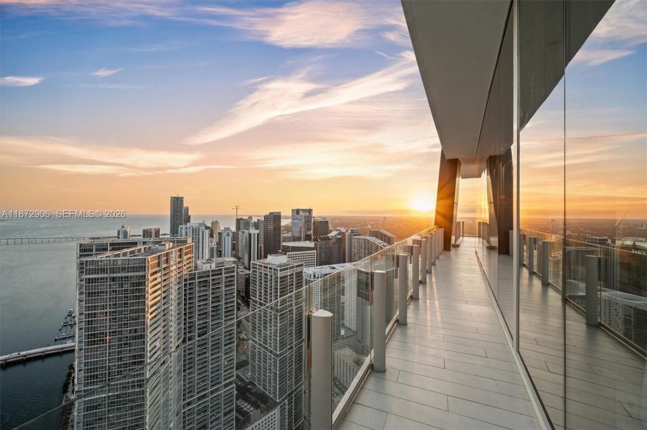 300 Biscayne Blvd Way, Unit PH6001, Miami, FL 33131 Photo