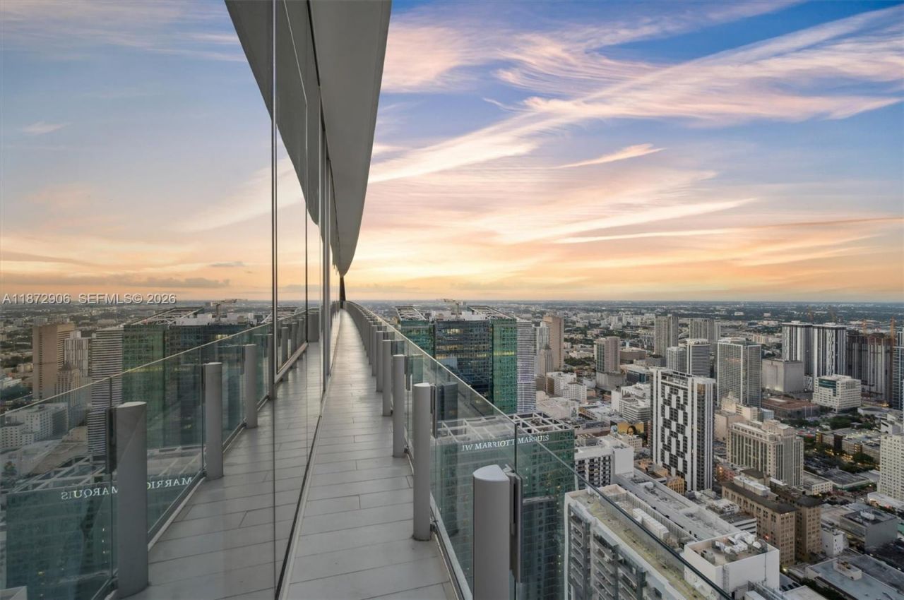 300 Biscayne Blvd Way, Unit PH6001, Miami, FL 33131 Photo