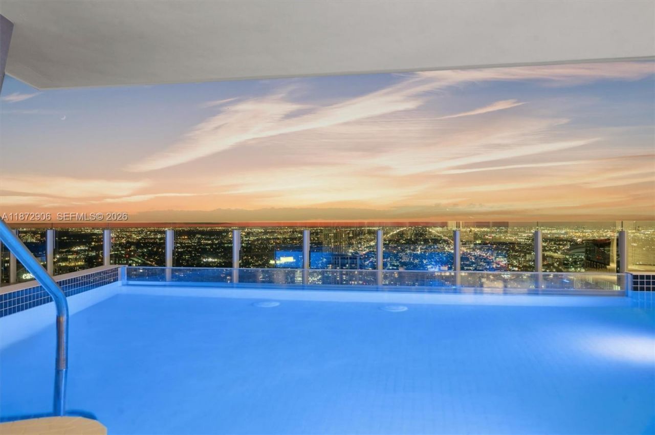 300 Biscayne Blvd Way, Unit PH6001, Miami, FL 33131 Photo