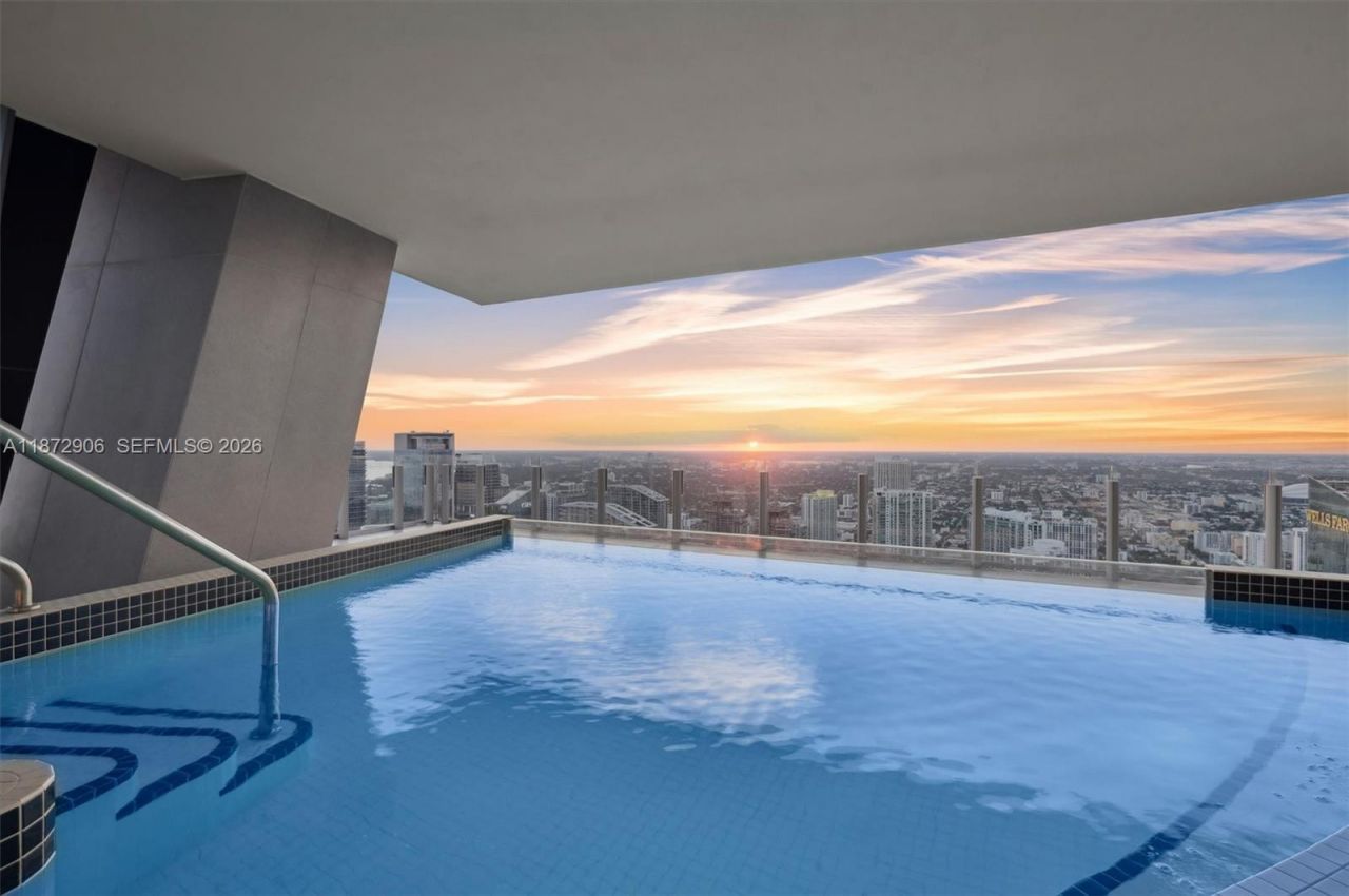 300 Biscayne Blvd Way, Unit PH6001, Miami, FL 33131 Photo