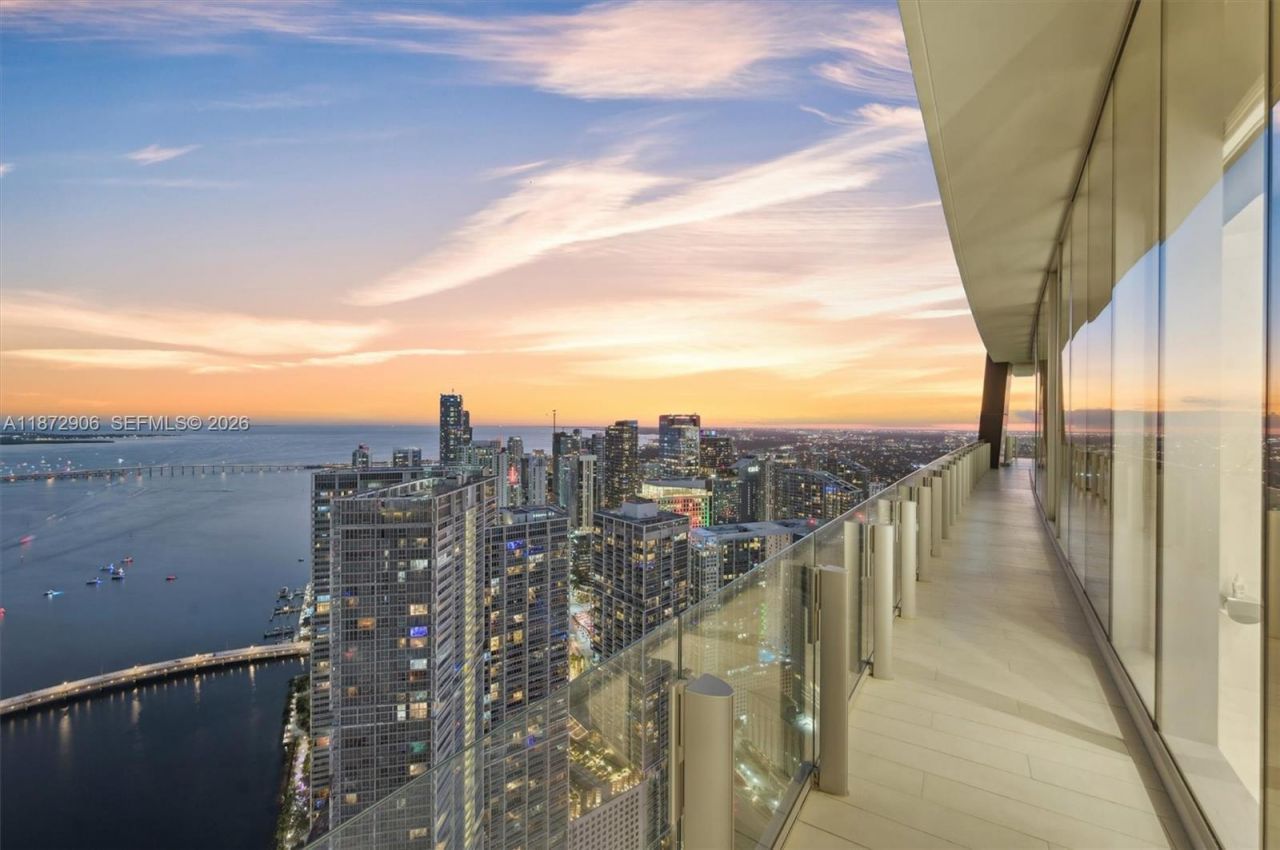 300 Biscayne Blvd Way, Unit PH6001, Miami, FL 33131 Photo