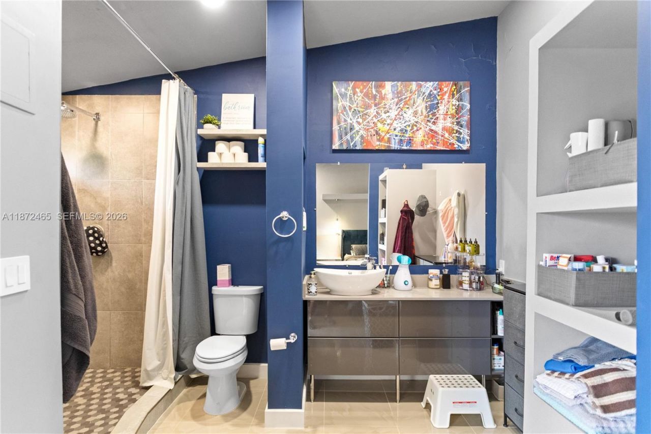 949 SW 113th Ter, Pembroke Pines, FL 33025 Photo