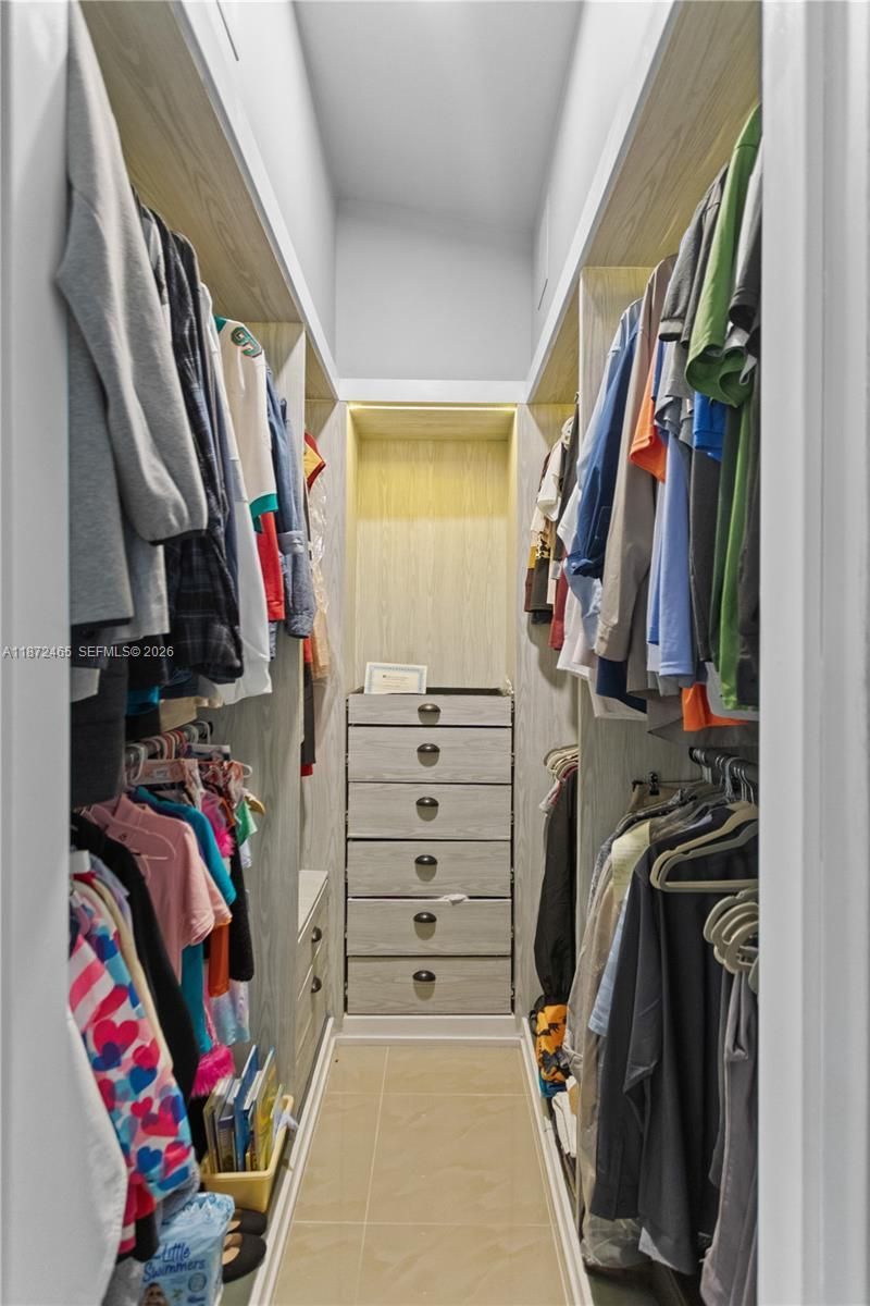 949 SW 113th Ter, Pembroke Pines, FL 33025 Photo