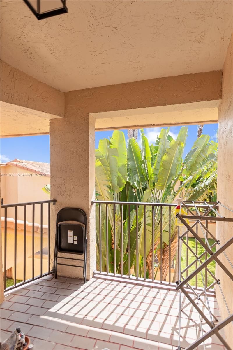 949 SW 113th Ter, Pembroke Pines, FL 33025 Photo