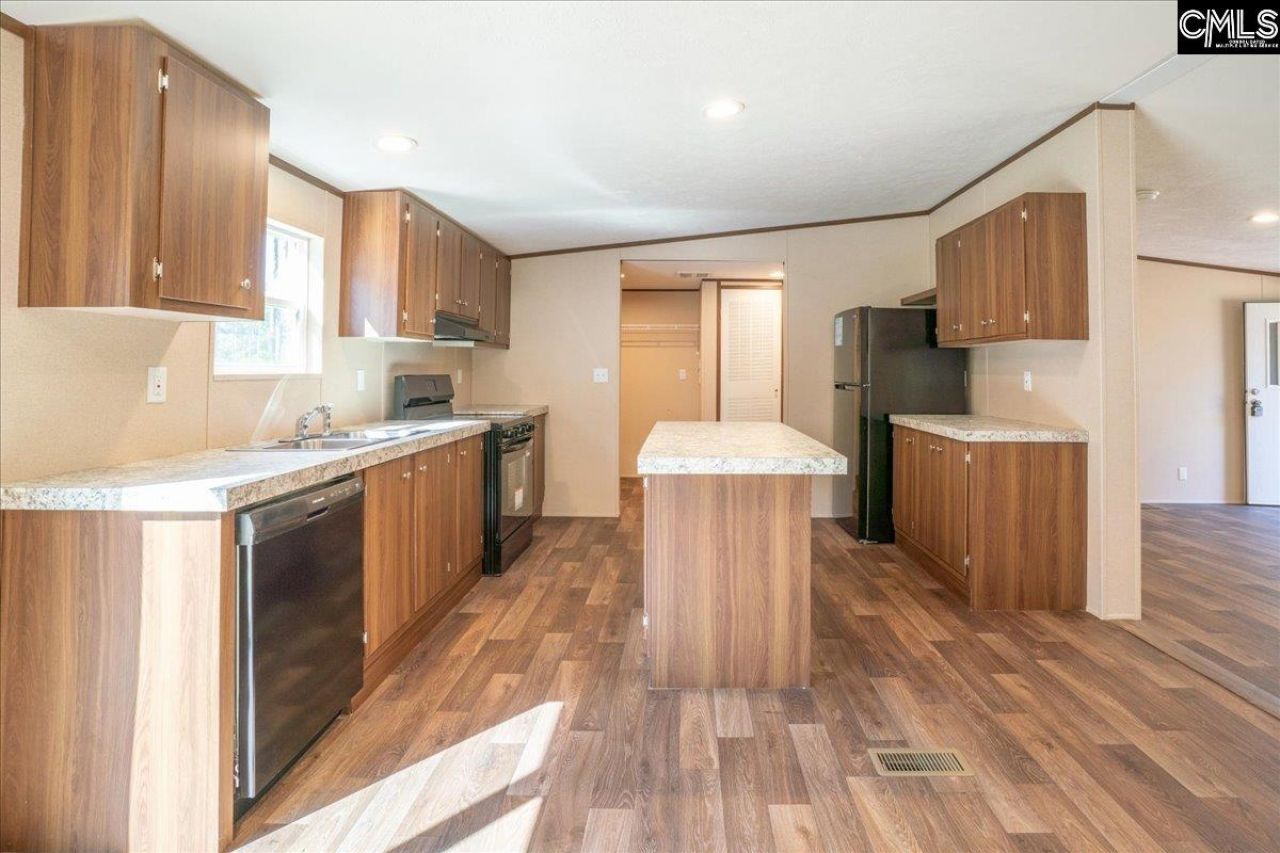 762 White Pond Road Photo 12