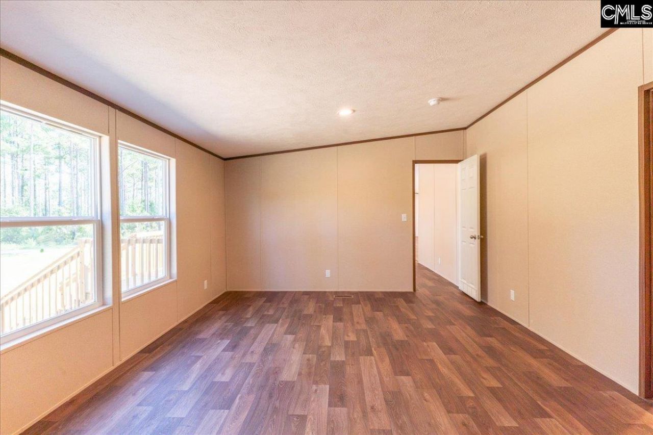 762 White Pond Road Photo 17