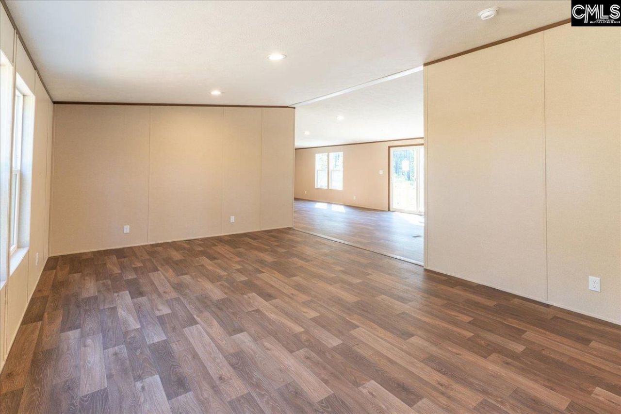 762 White Pond Road Photo 9