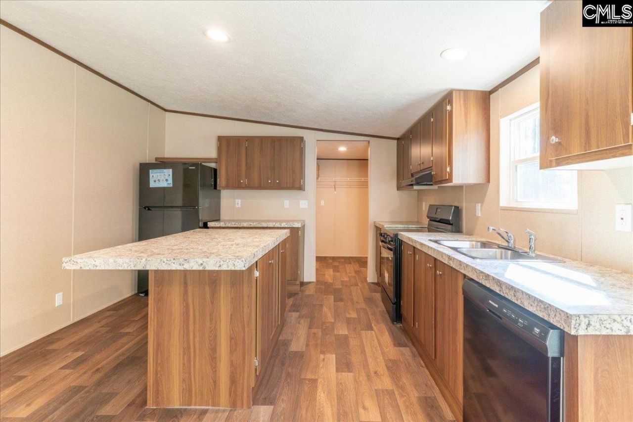 770 White Pond Road Photo 16