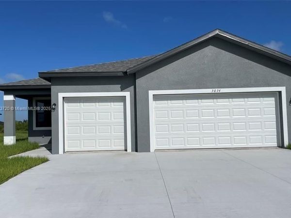 3034 E Briarwood Cir, La Belle, FL 33935