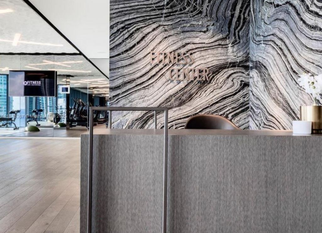 1451 Brickell Ave, Unit 2706, Miami, FL 33131 Photo