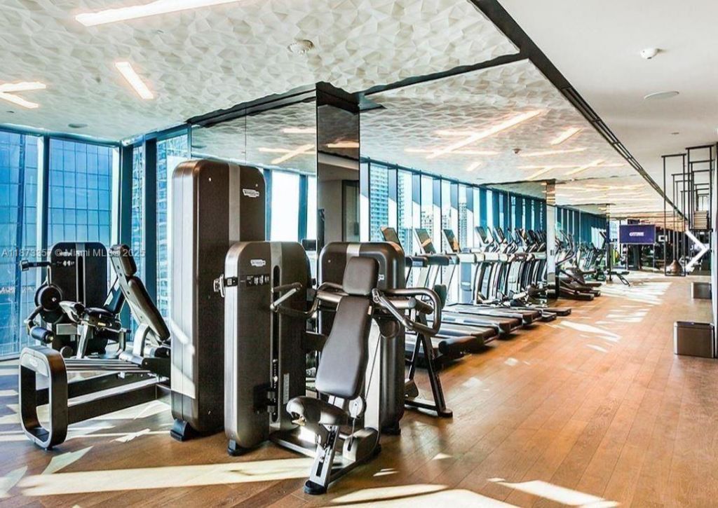 1451 Brickell Ave, Unit 2706, Miami, FL 33131 Photo