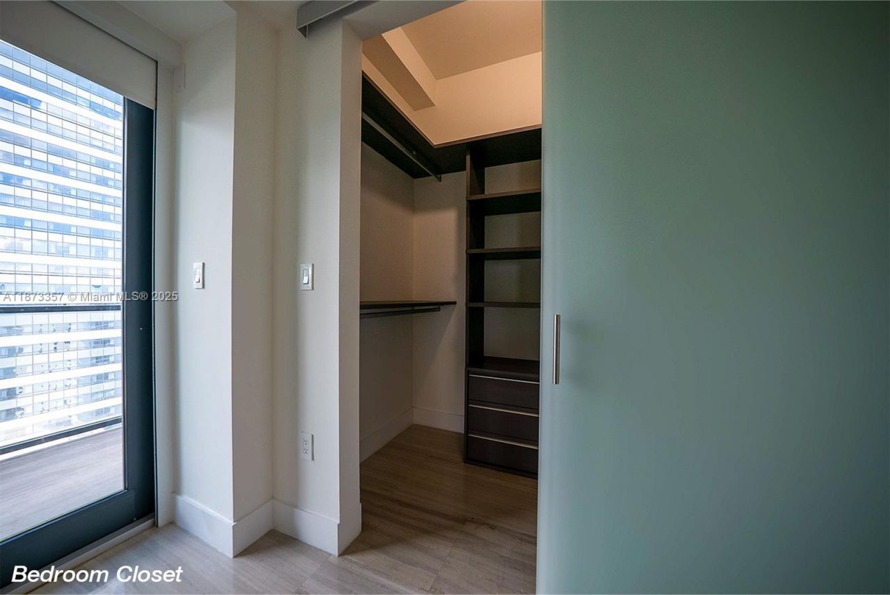 1451 Brickell Ave, Unit 2706, Miami, FL 33131 Photo