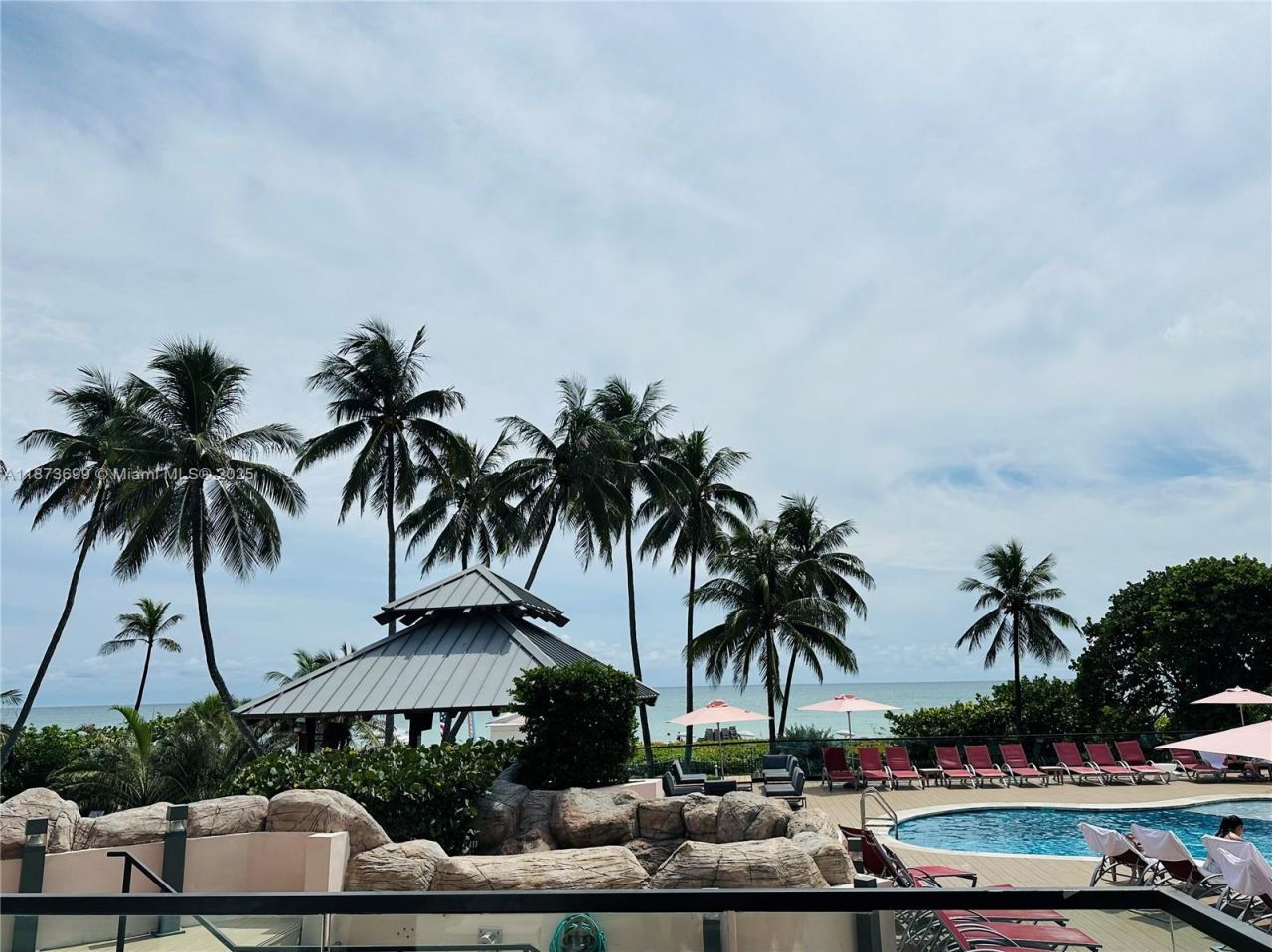 5225 Collins Ave, Unit 515, Miami Beach, FL 33140 Photo