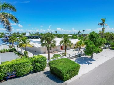 161 DAMFICARE STREET, BOCA GRANDE, FL 33921