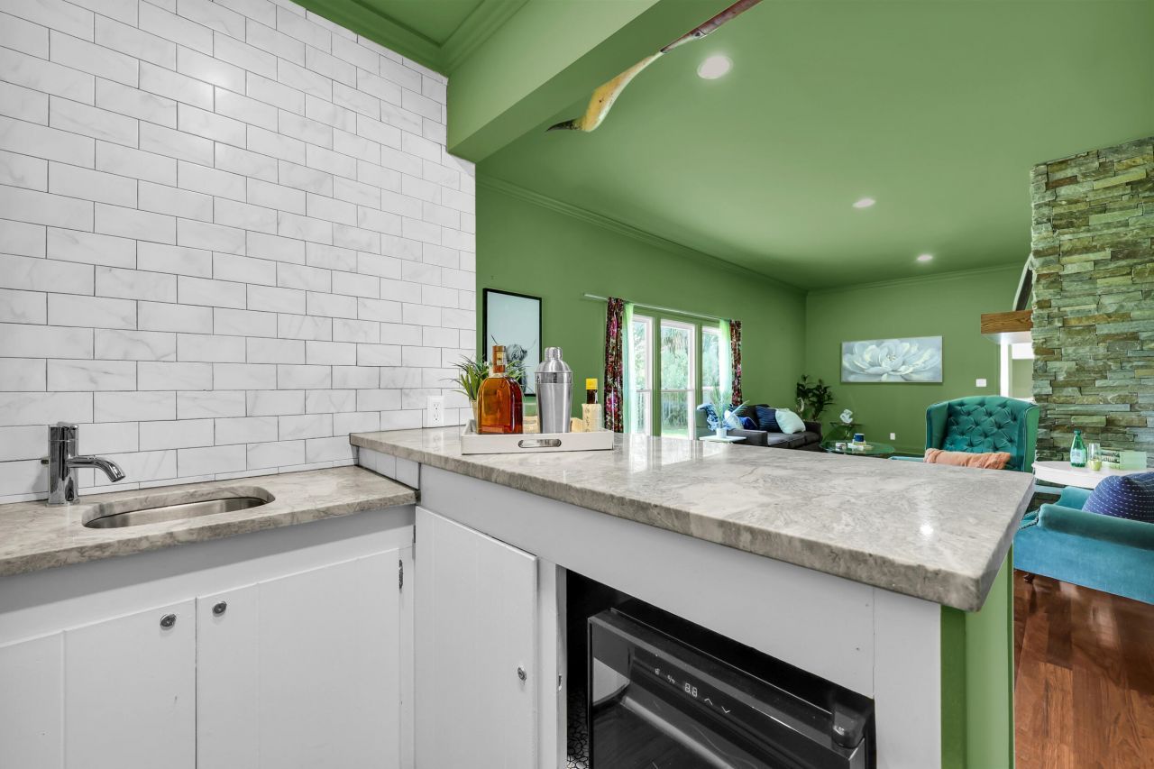 26 Rebellion Road Photo 16