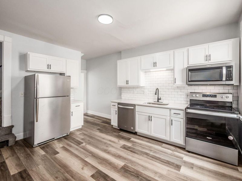 536 W Town Street, Columbus, OH 43215 Photo 13