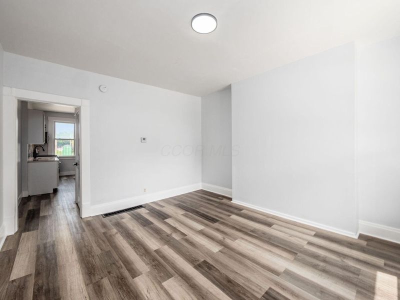 536 W Town Street, Columbus, OH 43215 Photo 5