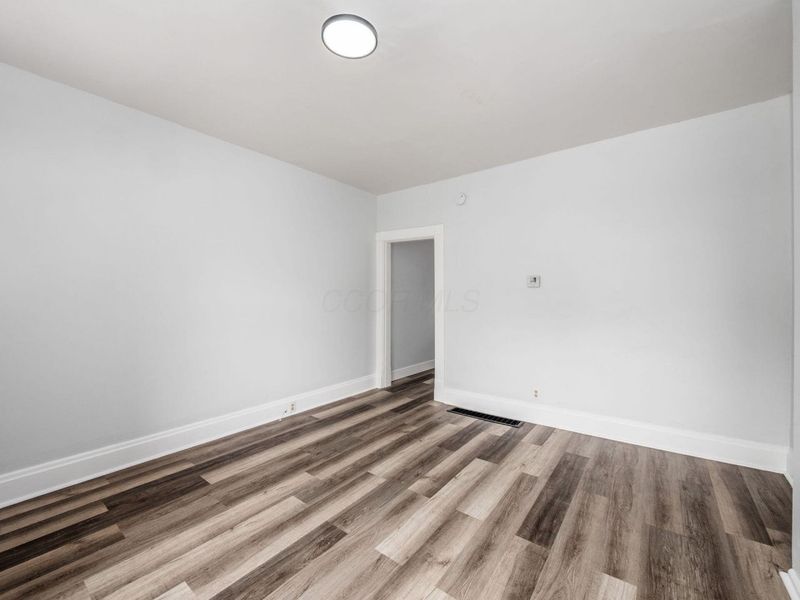 536 W Town Street, Columbus, OH 43215 Photo 6