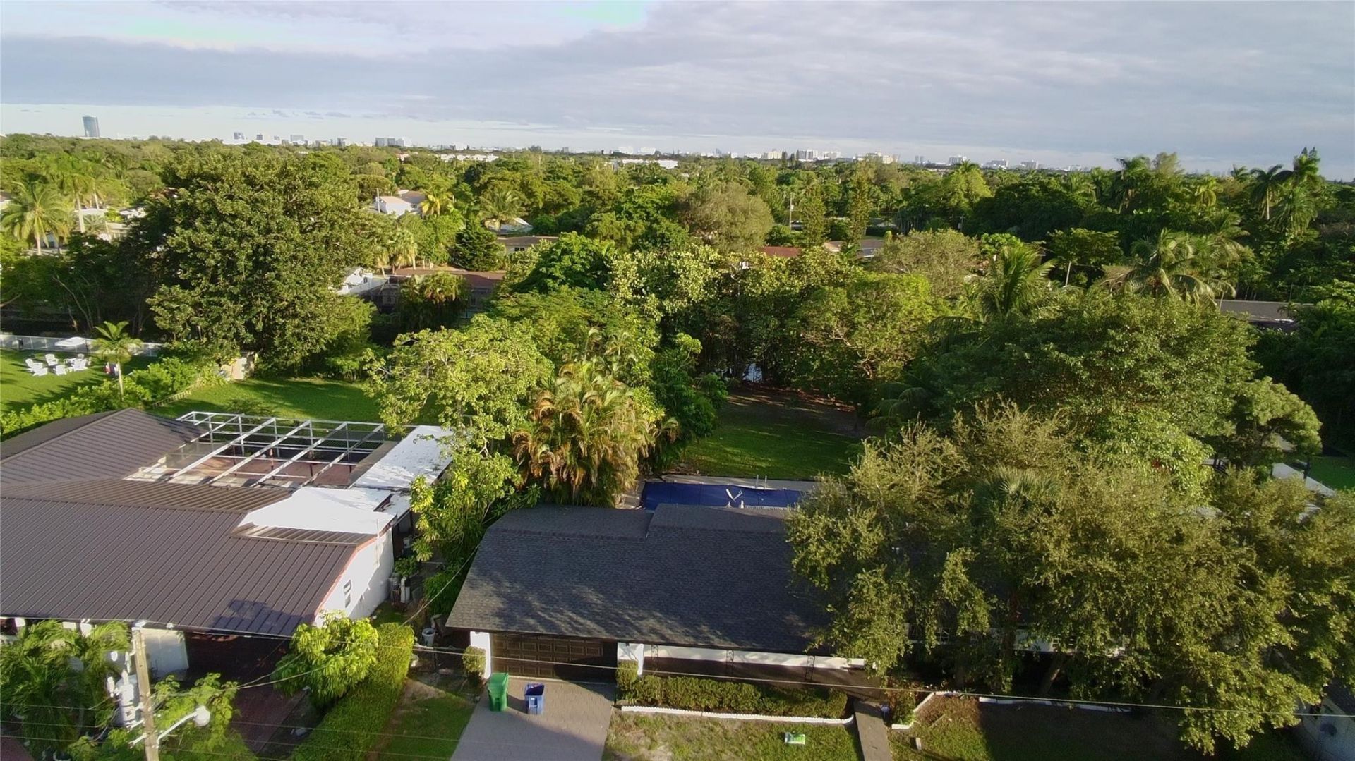 14715 N Spur Drive, Miami, FL 33161 Photo