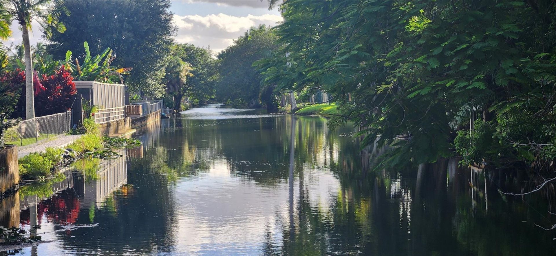 14715 N Spur Drive, Miami, FL 33161 Photo