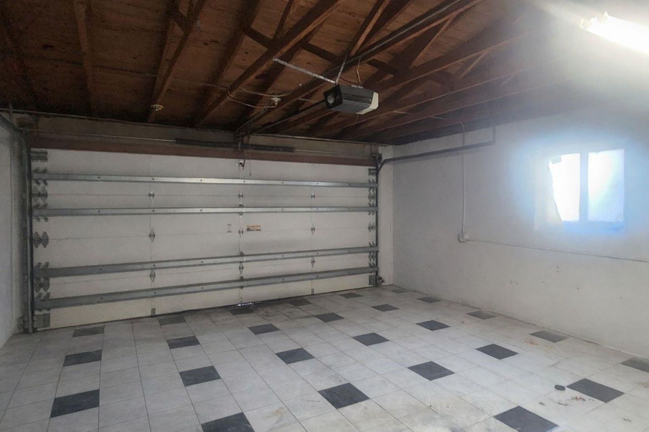 14715 N Spur Drive, Miami, FL 33161 Photo