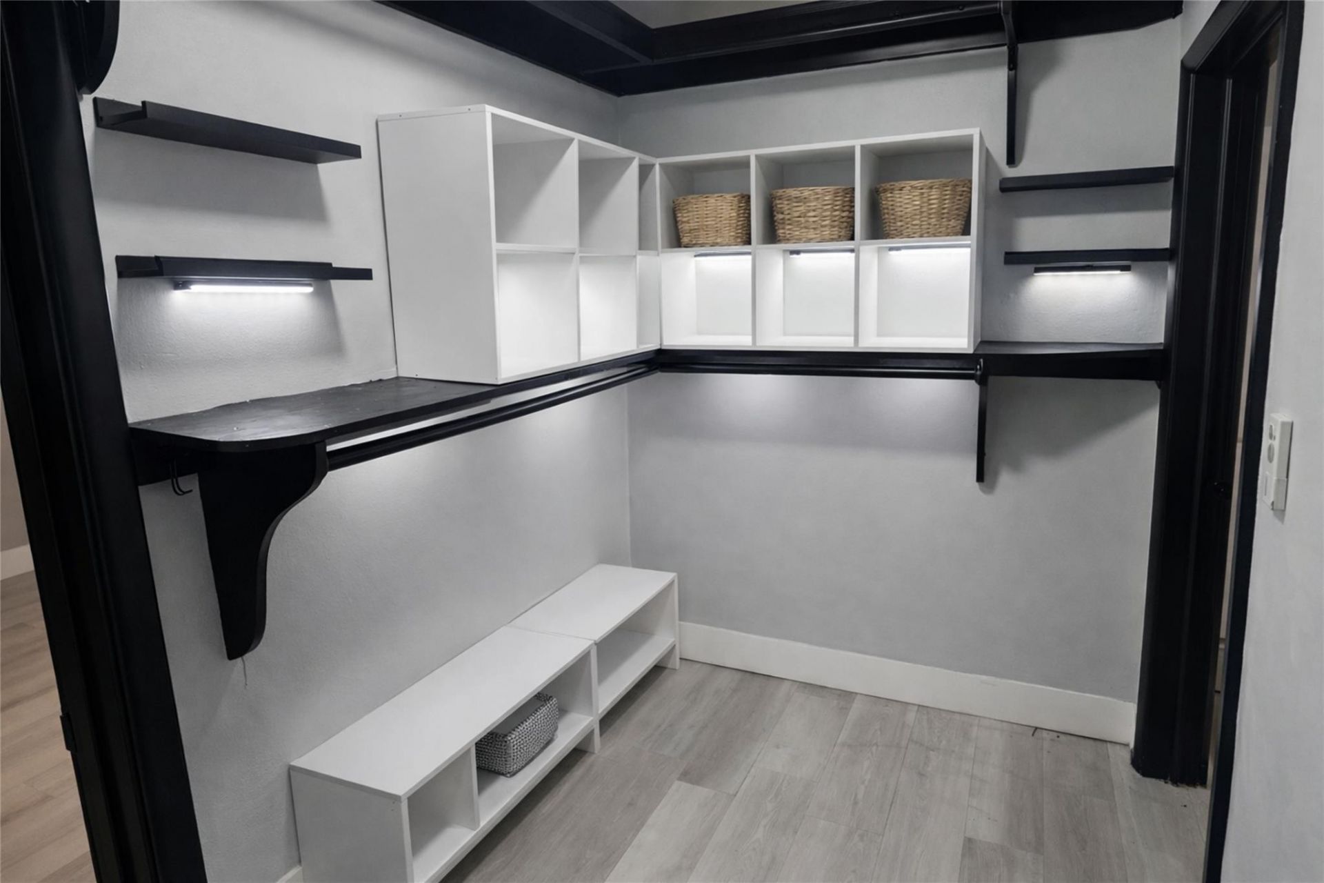 14715 N Spur Drive, Miami, FL 33161 Photo