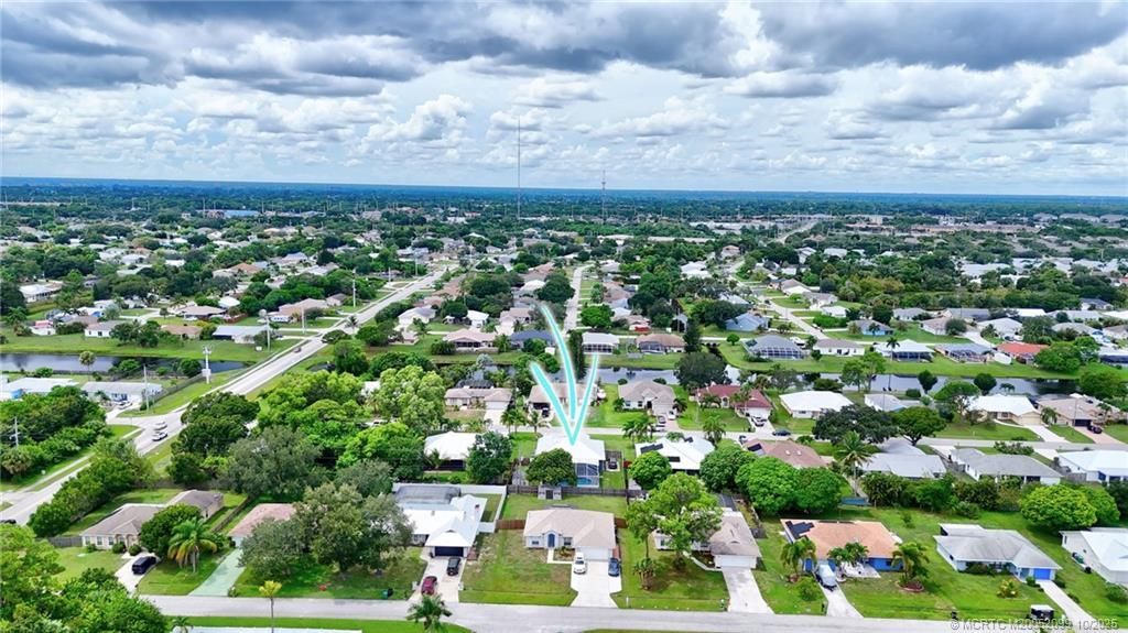 2077 SE Camden Street, Port Saint Lucie, FL 34952 Photo