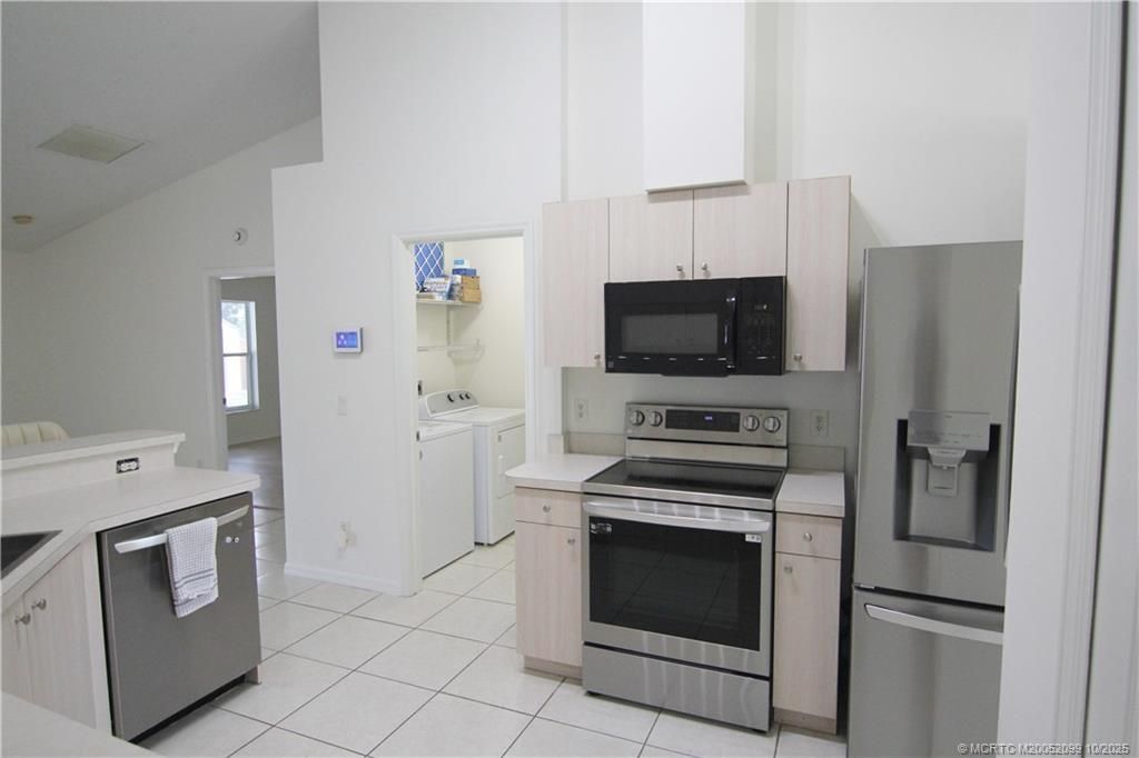 2077 SE Camden Street, Port Saint Lucie, FL 34952 Photo