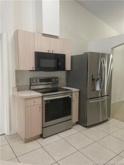 2077 SE Camden Street, Port Saint Lucie, FL 34952 Photo