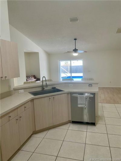 2077 SE Camden Street, Port Saint Lucie, FL 34952 Photo