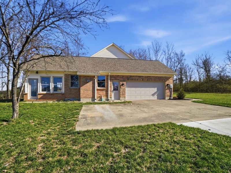 6268 Richards Drive, Liberty Township, OH 45044 Photo 2