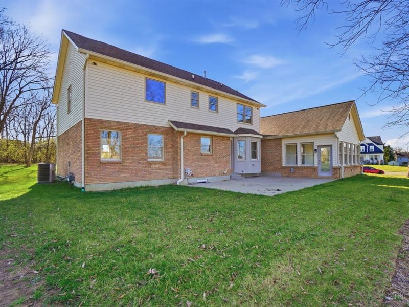 6268 Richards Drive, Liberty Township, OH 45044 Photo 3