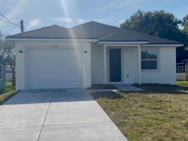 1305 E PARKER AVENUE, LAKELAND, FL 33805