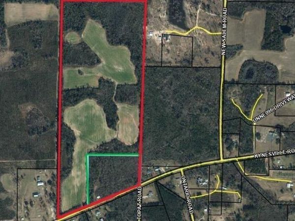 3376 Kynesville Road, Cottondale, FL 32431