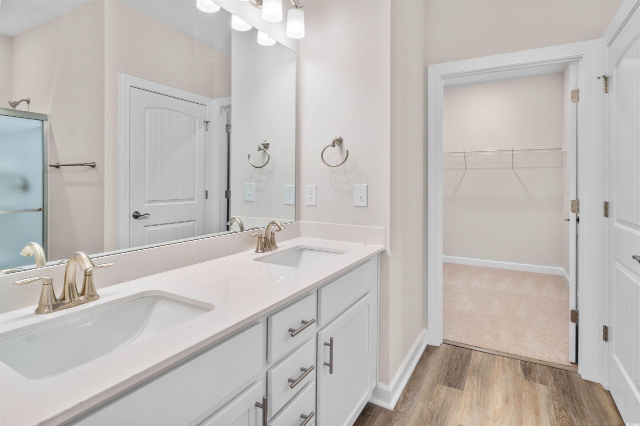 1020 Menorca Ct. Photo 5