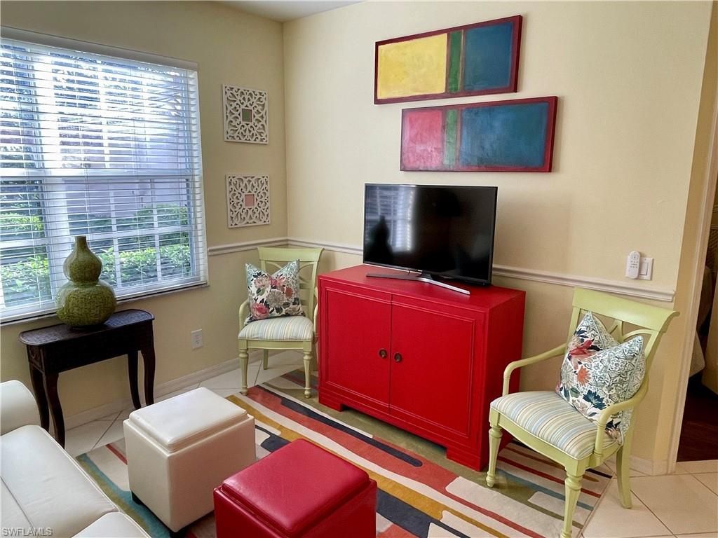 5693 Heron Ln, Unit 502, Naples, FL 34110 Photo