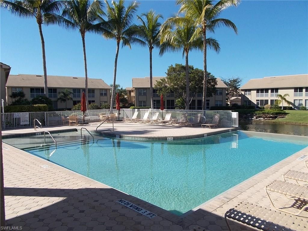 5693 Heron Ln, Unit 502, Naples, FL 34110 Photo