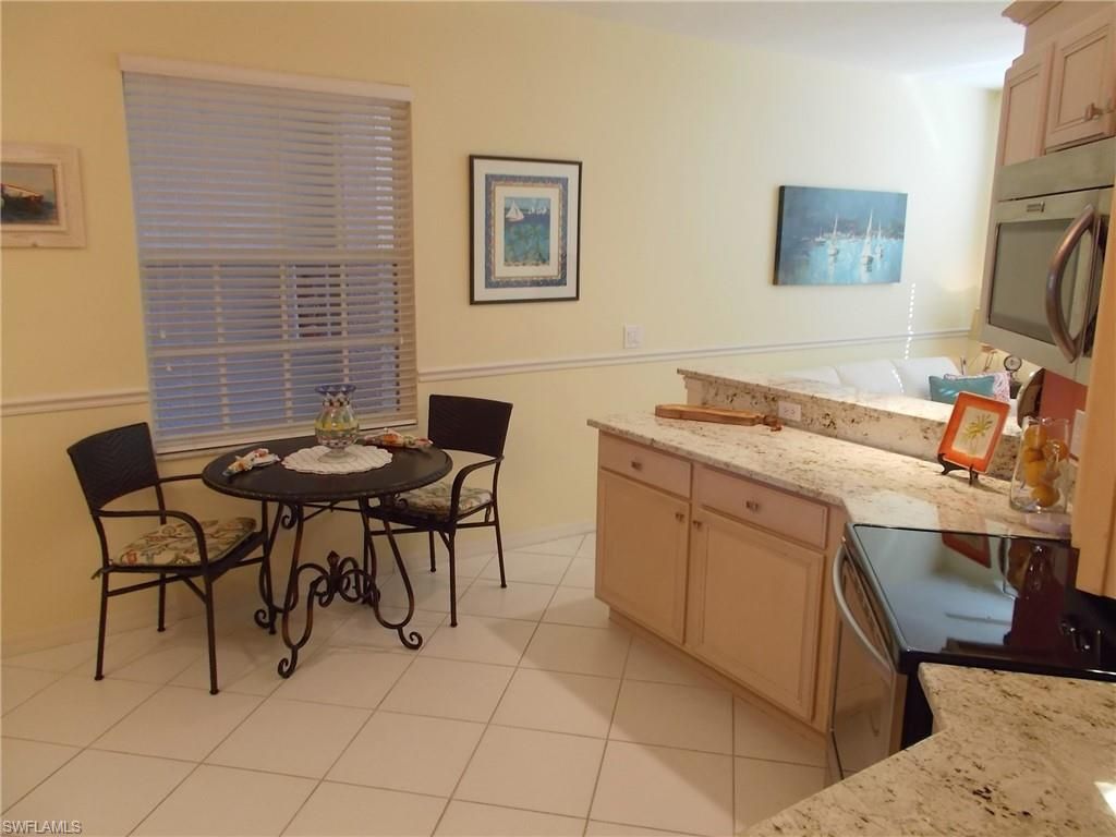 5693 Heron Ln, Unit 502, Naples, FL 34110 Photo