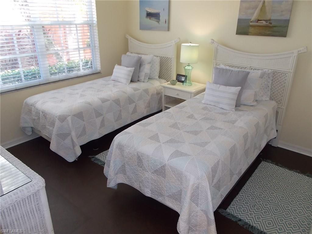 5693 Heron Ln, Unit 502, Naples, FL 34110 Photo