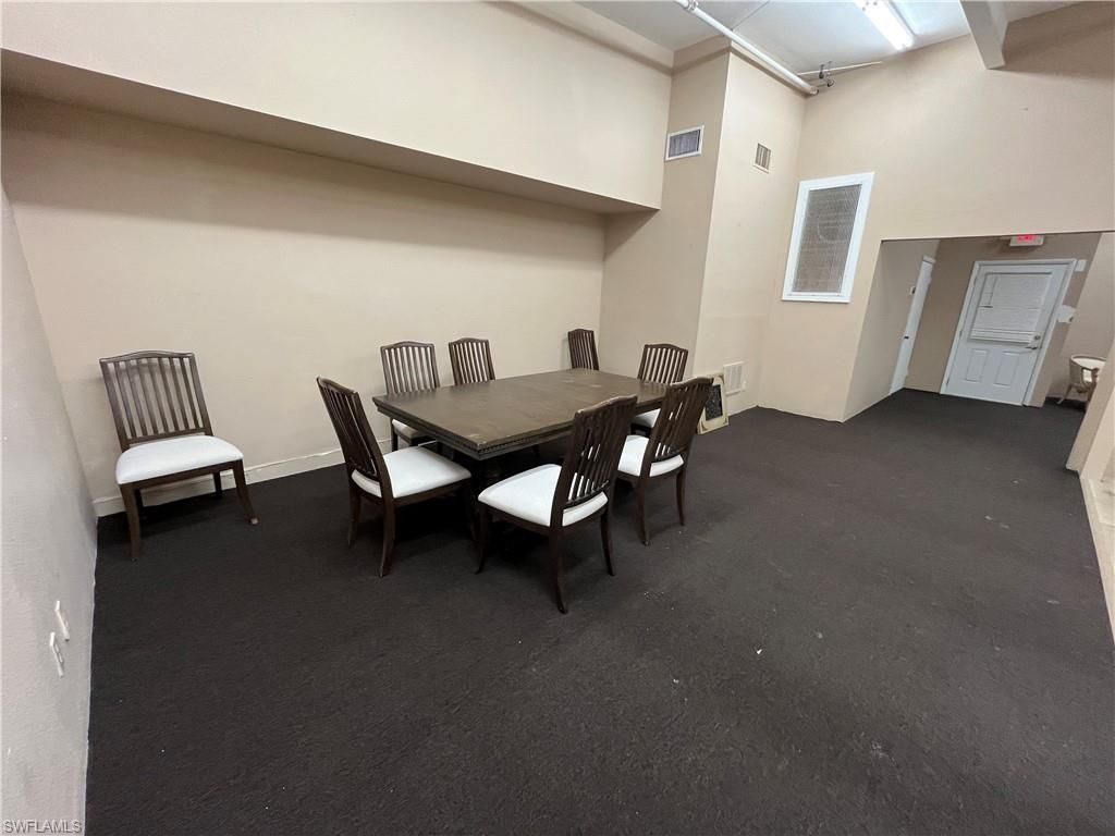 12155 Metro Pkwy, Unit 4, Fort Myers, FL 33966 Photo