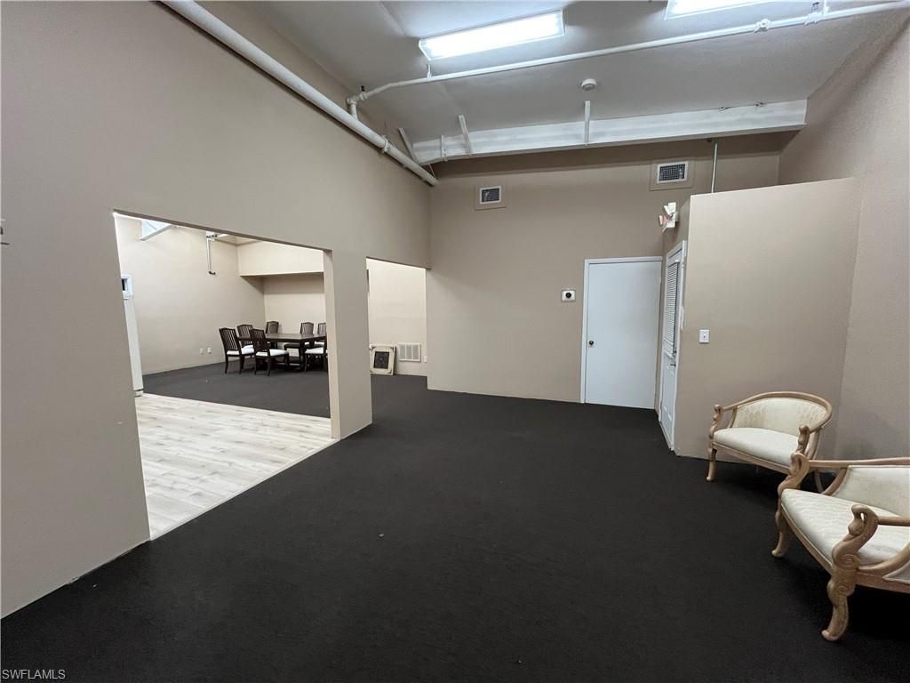 12155 Metro Pkwy, Unit 4, Fort Myers, FL 33966 Photo