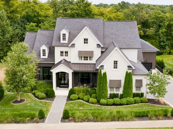 7053 Lanceleaf Dr, College Grove, TN 37046