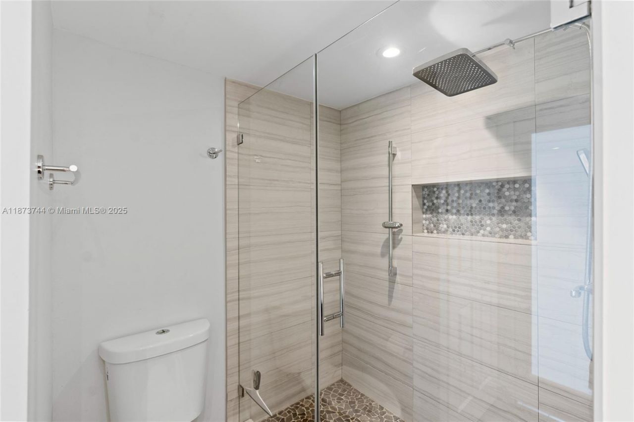 2841 N Ocean Blvd, Unit 702, Fort Lauderdale, FL 33308 Photo