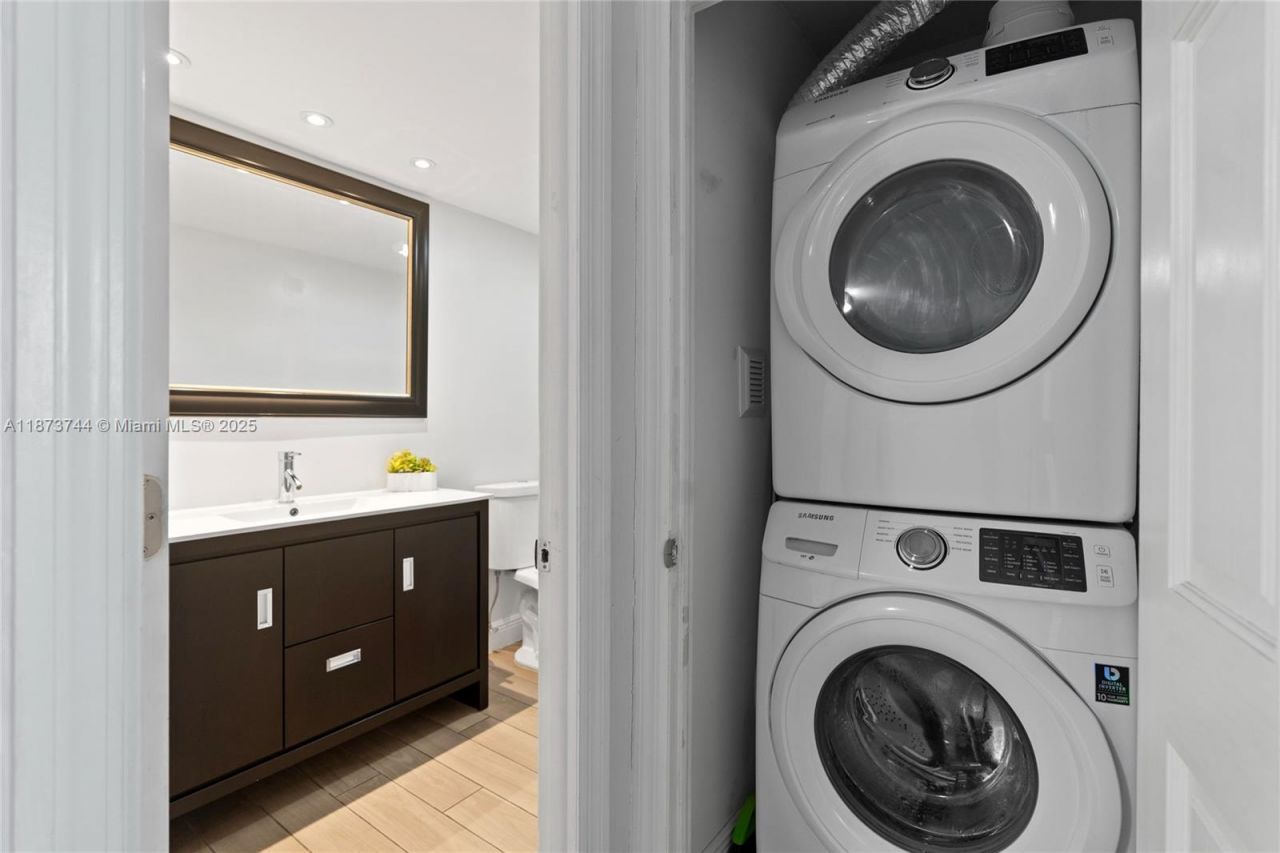 2841 N Ocean Blvd, Unit 702, Fort Lauderdale, FL 33308 Photo